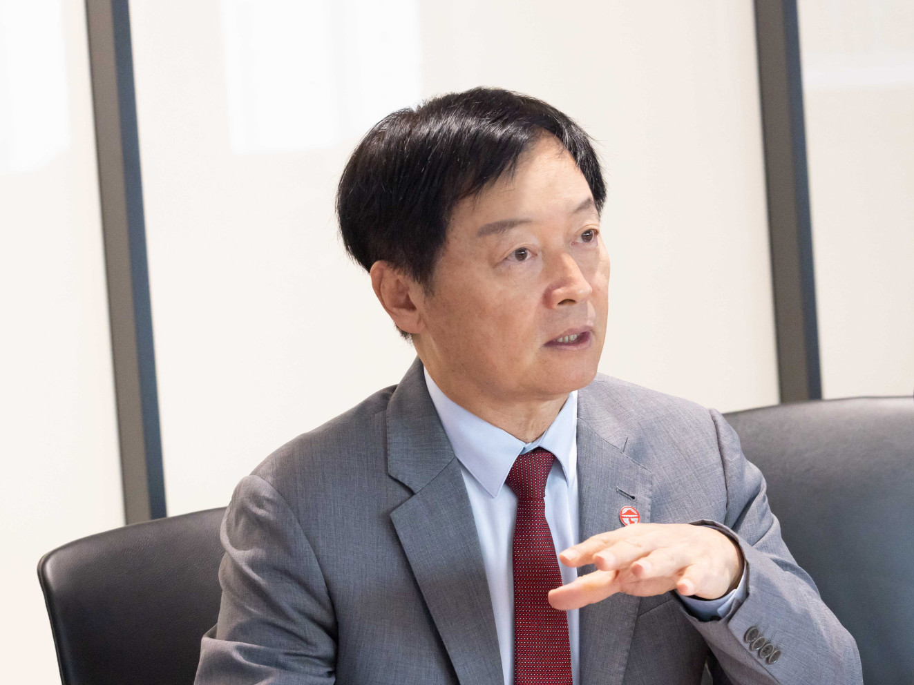 嶺大校長秦泗釗教授歡迎財政司司長陳茂波發表《2026-27年度財政預算案》。