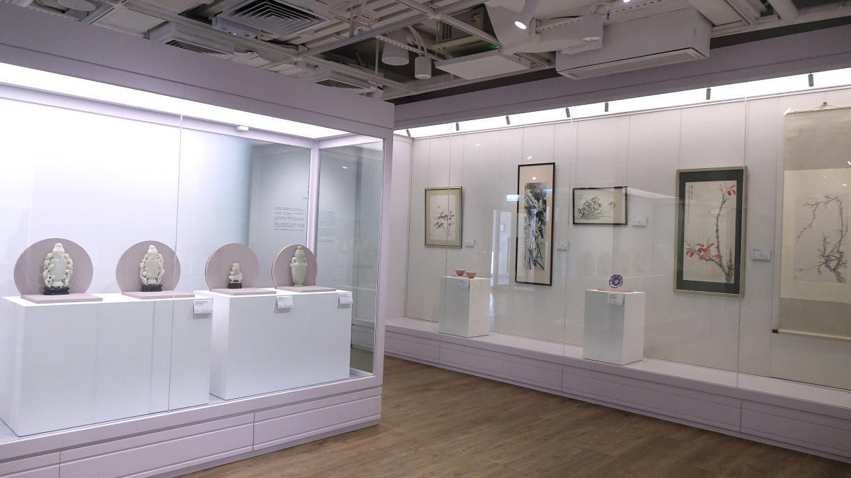 岭大少雪斋艺术展览馆呈献全新展览,横跨元末至近现代的水墨画、瓷器、漆器及玉器等珍贵藏品。
