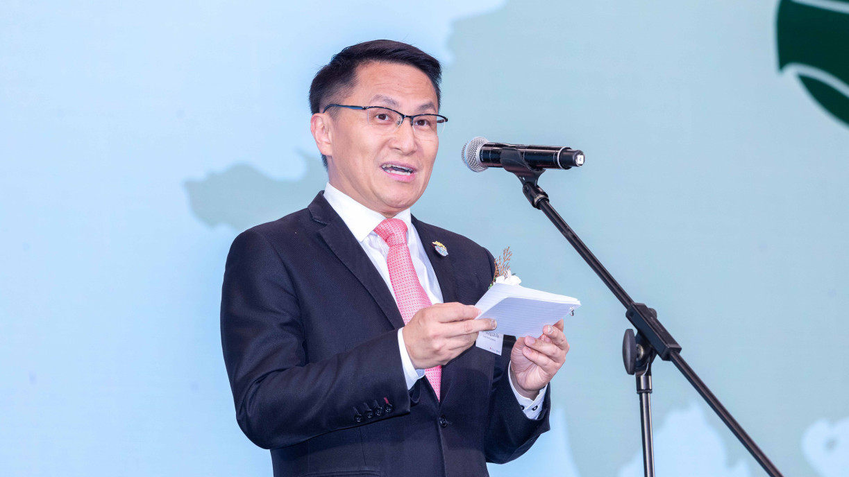 海洋公园公司行政总裁黄嗣辉先生致辞。