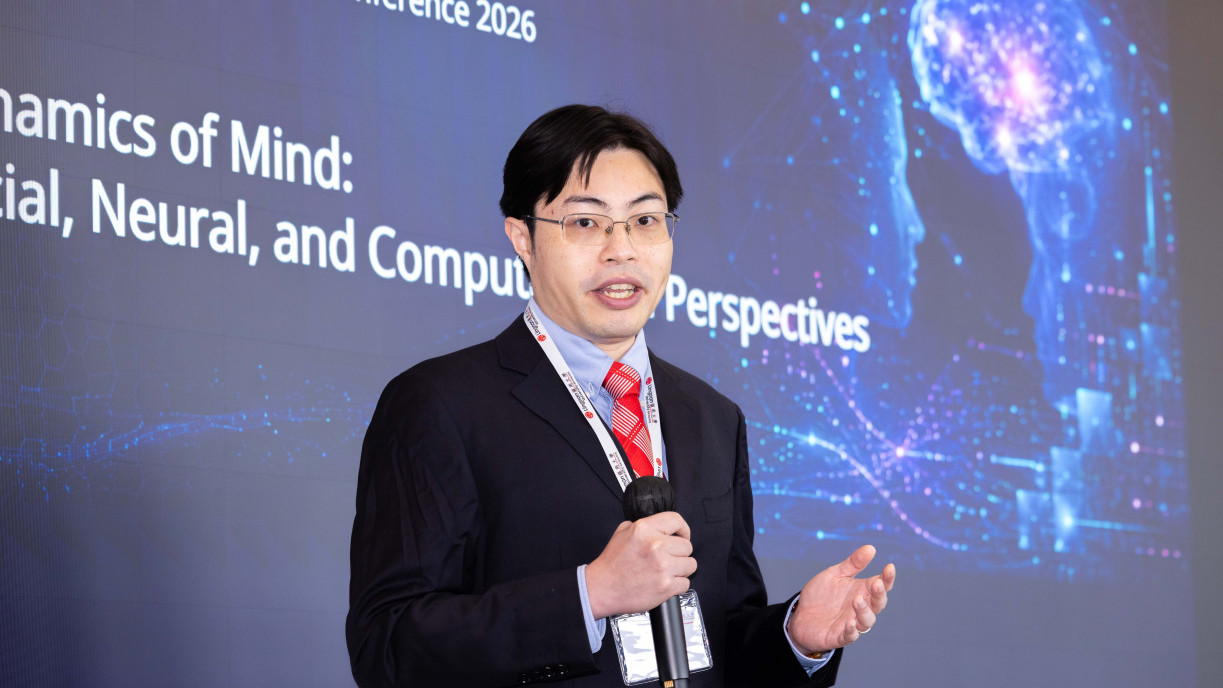 嶺南大學認知科學研究中心主任兼心理學系副教授徐傑教授。