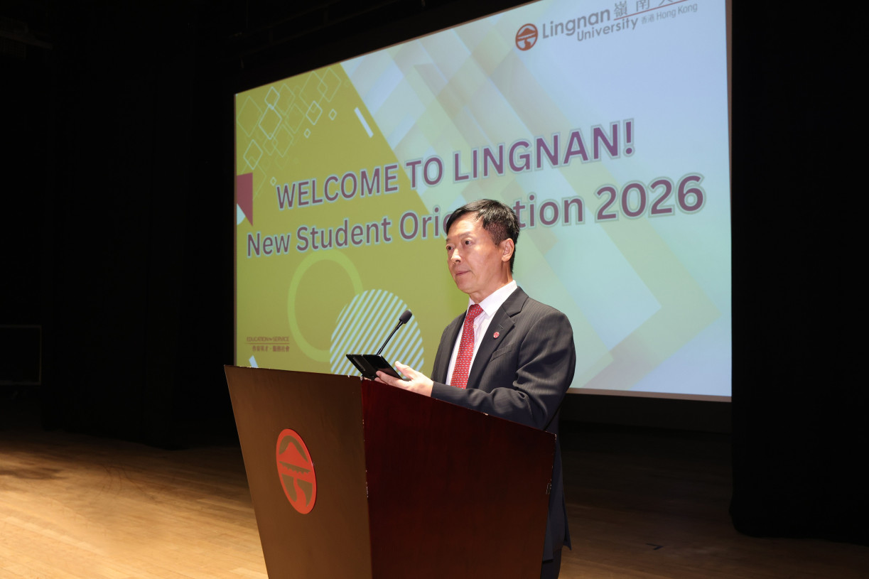 Prof S. Joe Qin, President and Wai Kee Kau Chair Professor of Data Science, officiated at the Official Welcome and stated that the University warmly welcomed the new students from diverse backgrounds and cultures into the Lingnan community.