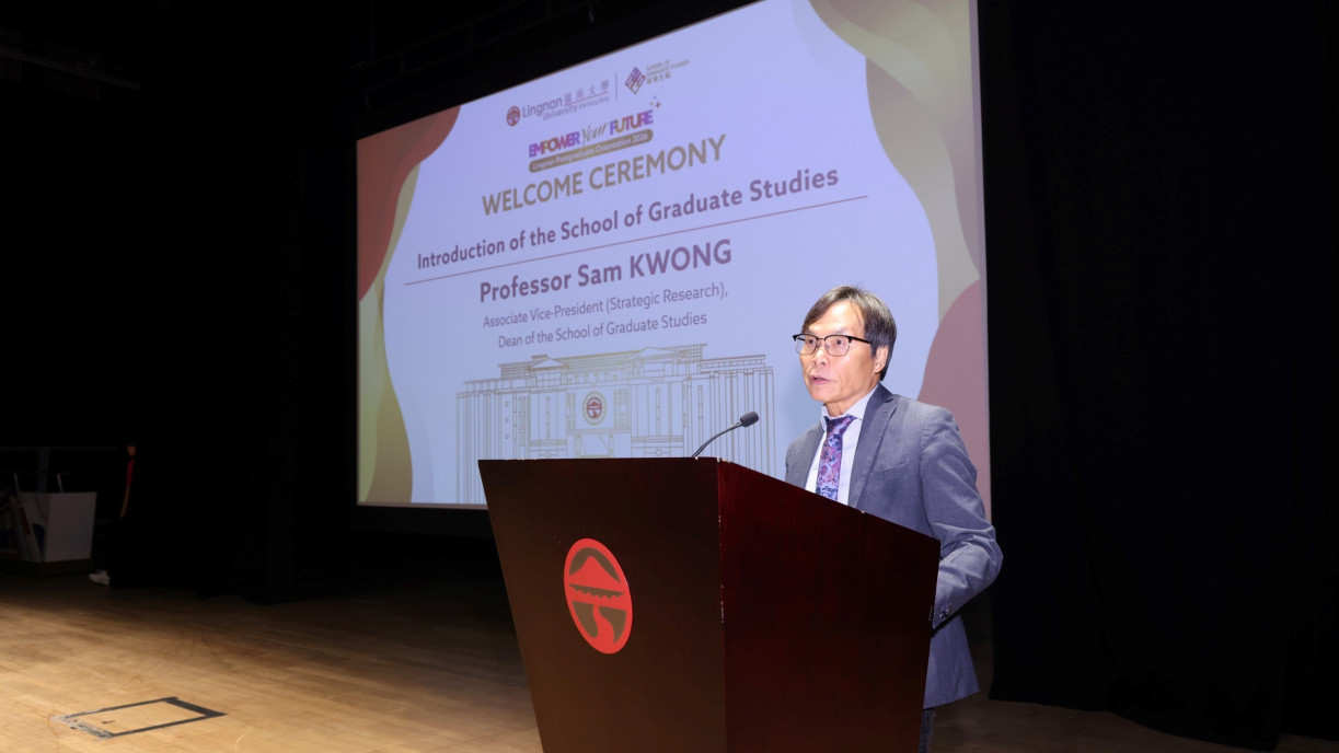 In his address, Prof Sam Kwong Tak-wu, Associate Vice-President (Strategic Research), J.K. Lee Chair Professor of Computational Intelligence and Dean of the School of Graduate Studies, encourages incoming students to make full use of the diverse learning resources offered by the School of Graduate Studies.