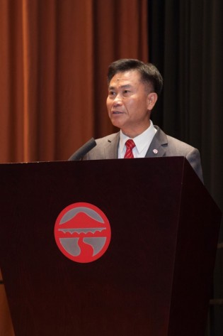 President Leonard K Cheng described Lingnan University as having “unlimited possibilities” in his welcoming address to the freshmen.