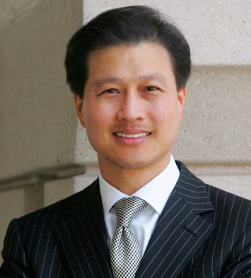 Mr Dominic Ng
