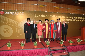 (From left) Lingnan University Economics Professor Lin Ping, Treasurer Mr Ben Wong, Deputy Council Chairman Ms Sophia Kao, Council Chairman Mr Bernard Chan, Mr Dominic Ng, Acting President Prof Jesús Seade and Court Chairman Dr Frank Law.