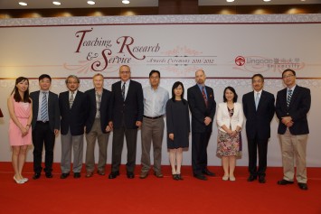 TEAS awardees and members of the senior management. 