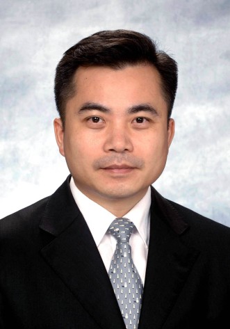 黃仁龍先生