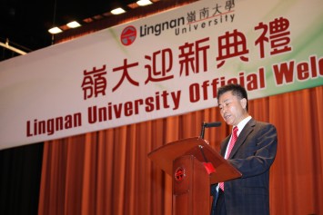 President Cheng delivers his welcoming speech during the Official Welcome.