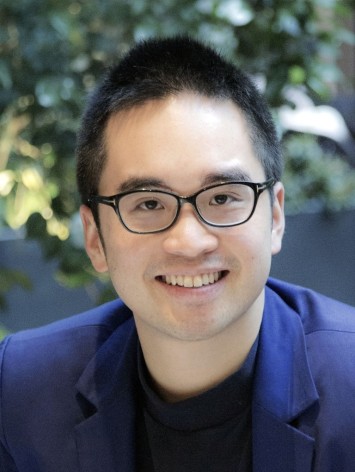 郑志刚博士