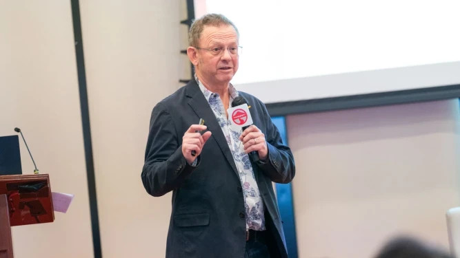 A Personal Perspective on Doing Good Research Seminar Series – Prof Richard M. Walker: Networks create opportunities for Collaboration, Identity, and Ownership