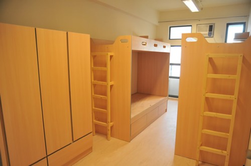Photo of triple room in WHC and WJY hall (with bunk bed)