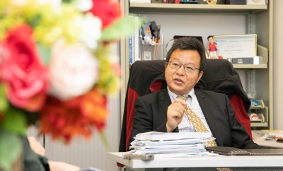 ‘Hard work’ is the key to Chair Professor Leng Mingming’s success