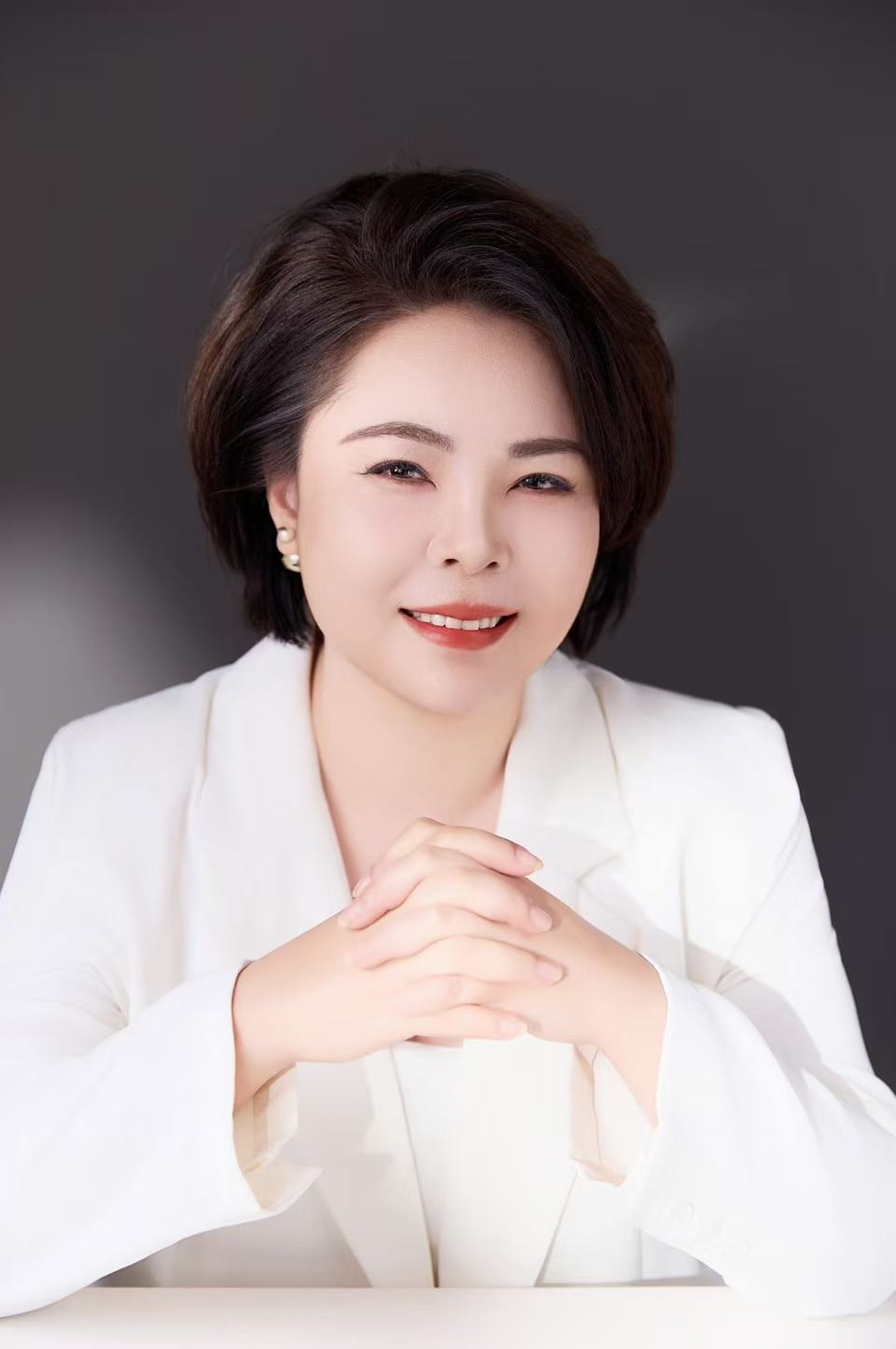 李靜