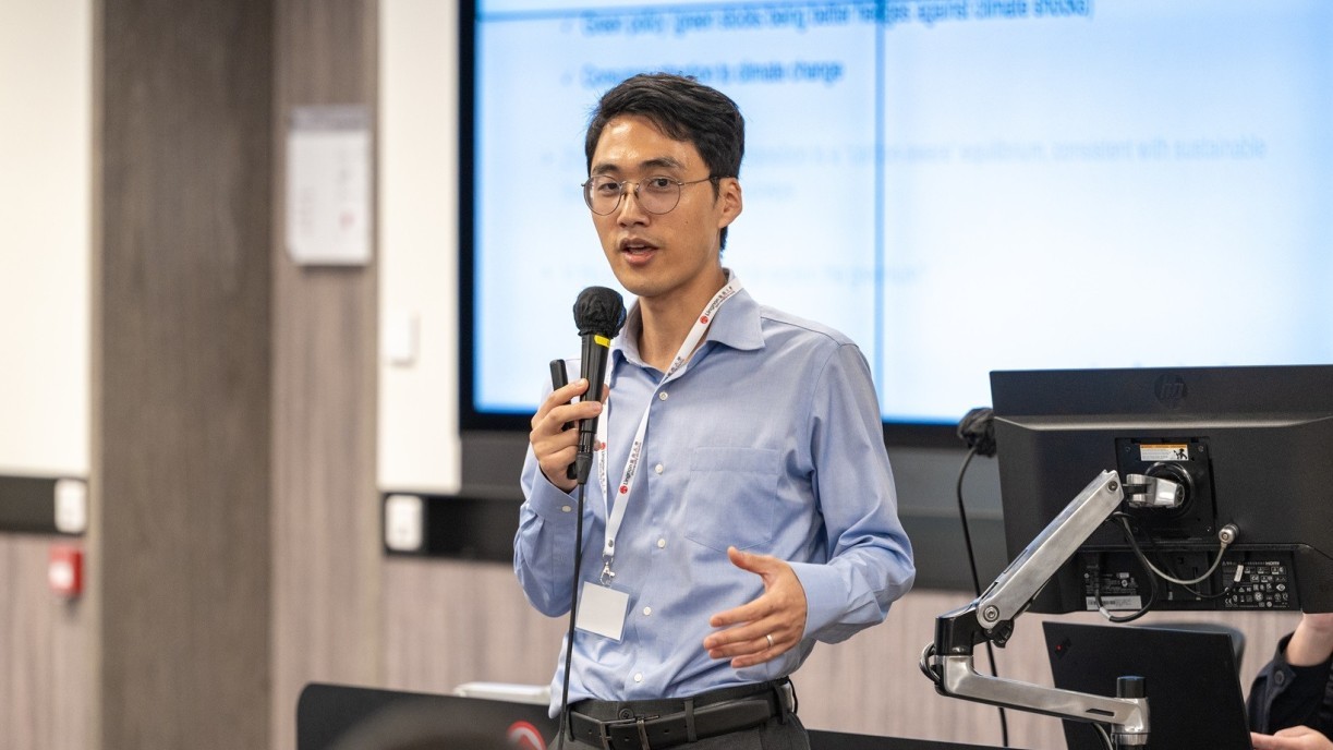 Paper Presentation - Prof. JO Chanik, Chinese University of Hong Kong