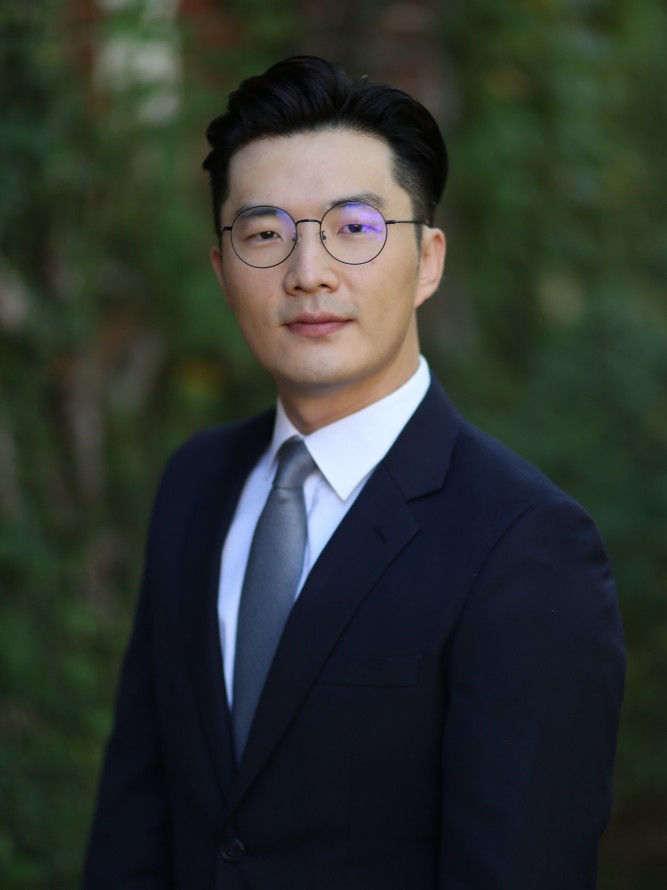 Prof. Changhyun Ahn
