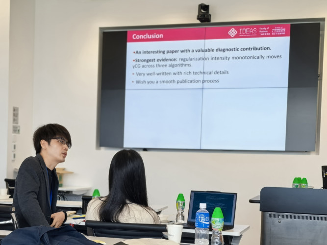 Prof. Zhao Xiaofeng, a member of the Organizing Committee from Lingnan University.