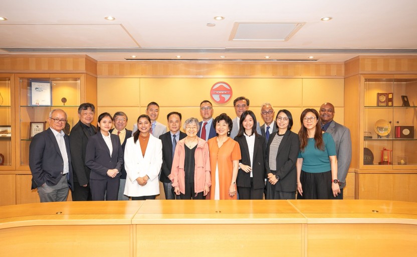 Lingnan Foundation Visits Lingnan University