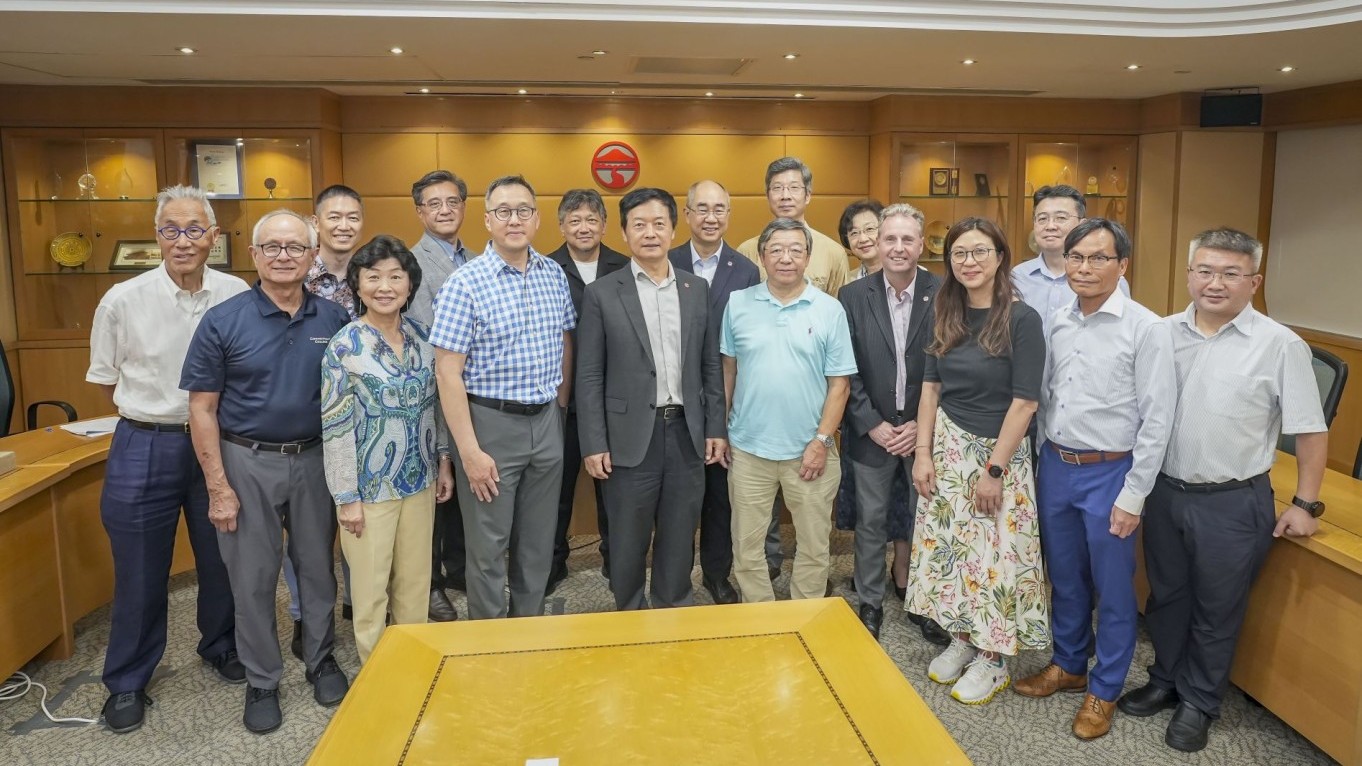 Lingnan Foundation Visits Lingnan University