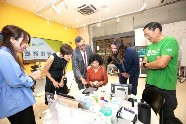 Visit to the LU Jockey Club Gerontech-X Lab
