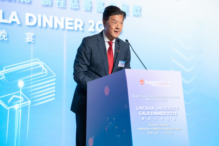 The Honourable Andrew Yao gives his welcoming remarks and expresses sincere gratitude to supporters.
