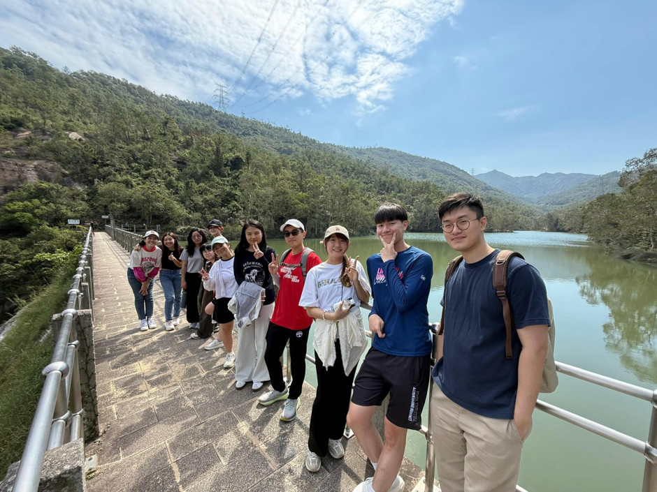 Hiking to Lam Tei Reservoir