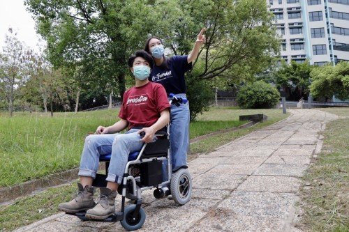 Shape CREW wheelchair