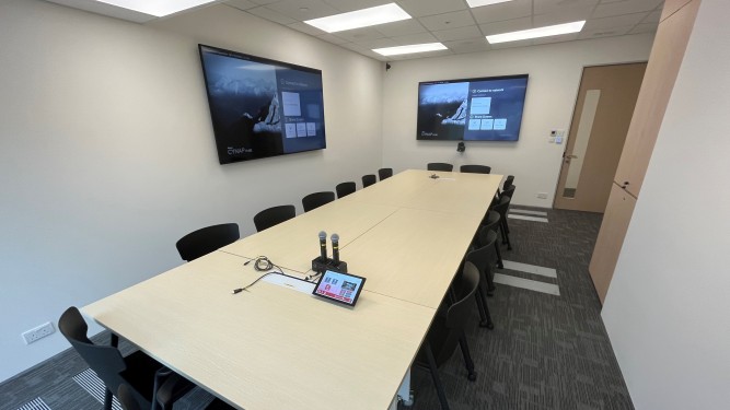Nina Tower Conference Room (TW1903/1)