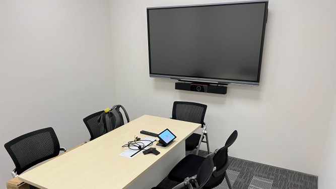 Nina Tower Discussion Room (TW1902/4)