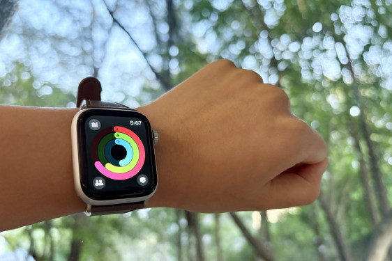 The effects of a location-based health promotion mobile app on physical activities and chronic low back pain: A panel study with wearable devices