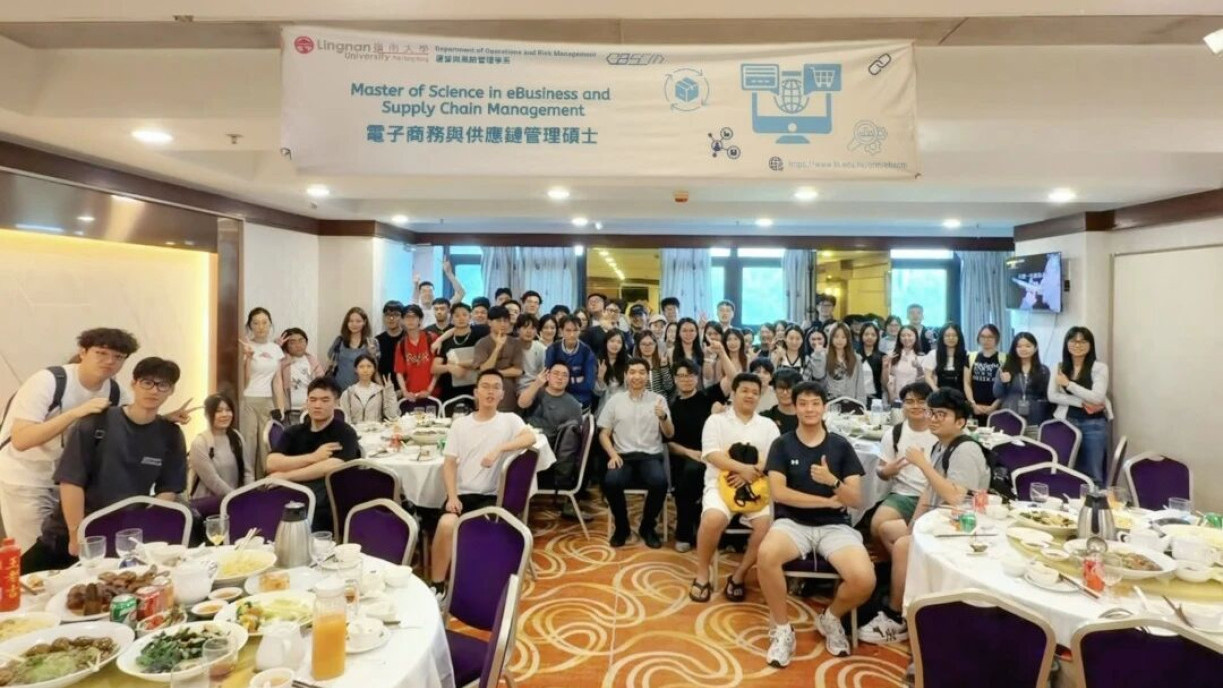 eBSCM Programme Hosts Mid-Autumn Welcome Lunch