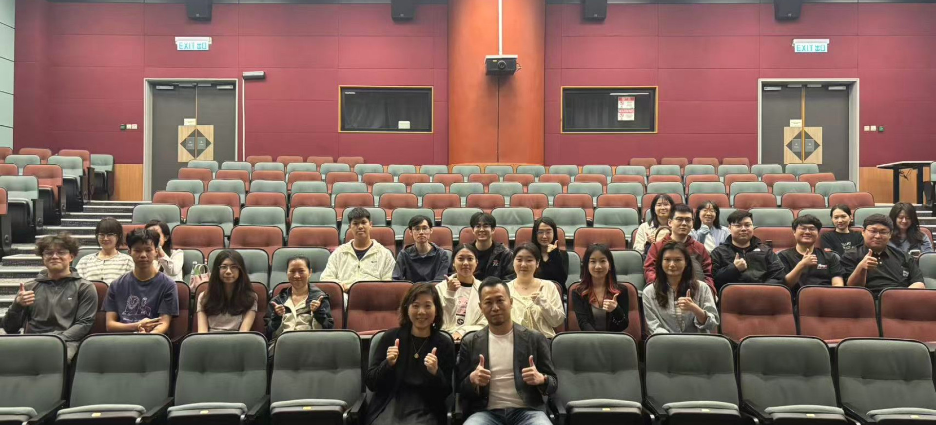 eBSCM Programme Hosts Guest Lecture on Digital Transformation and Scholarship Ceremony