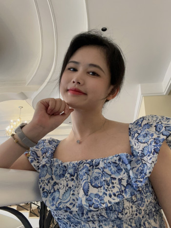 Ms. YANG Huijie (2024 Graduate) Shanghai University of International Business and Economics, Industrial Economics, PHD