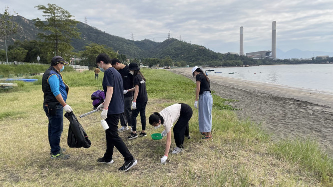Service-Learning project targeted at primary school students