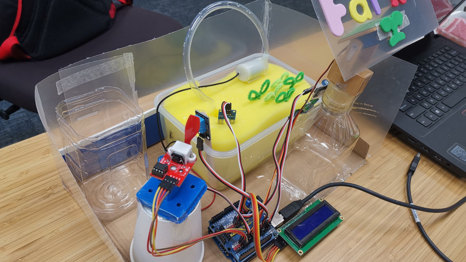  Smart farm or automated irrigation system prototype powered by an Arduino microcontroller board.