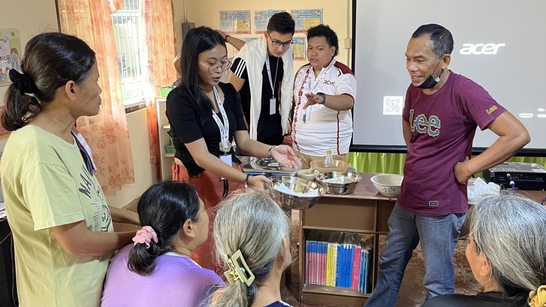 Create Oyster Crackers in the Philippines