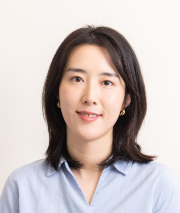 Prof. OUYANG Xiangzi, Olivia