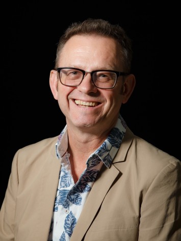 Professor Richard M. WALKER