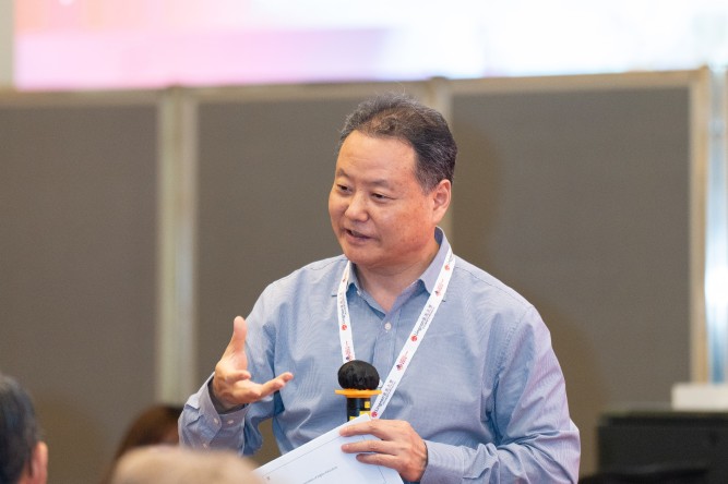 香港大学教育学院院长及讲座教授杨瑞教授