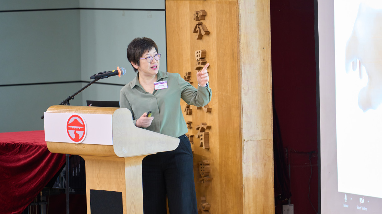 香港理工大學梁艷明教授深入探討了技術在補償損失和支持健康老齡化方面的潛力。