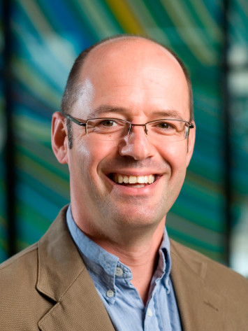 Professor Clive SABEL