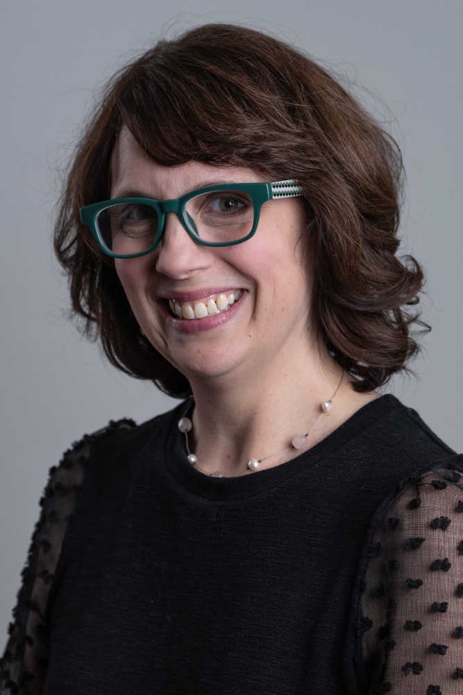 Professor LEE Kristen