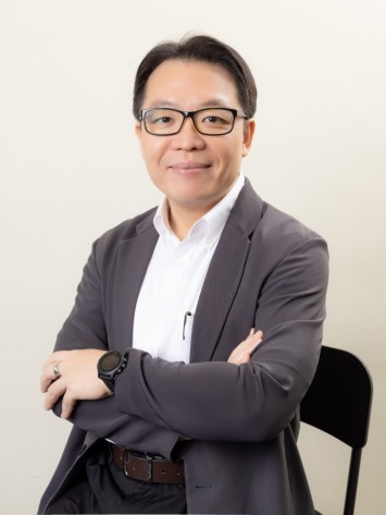 Dr. Justin YIP Chun-tung