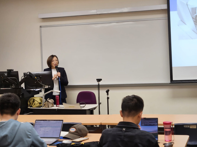 SOC602 Dialogue with Policy Practitoners: Theory and Practice: Guest Lecture The Paradigm of Data Protection: Are we heading in the right direction?