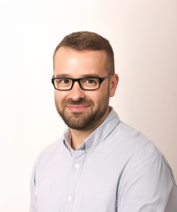 Professor AKALIYSKI Plamen