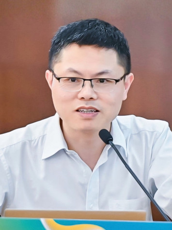 Prof. WANG Binhua