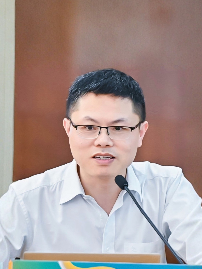 Prof. WANG Binhua