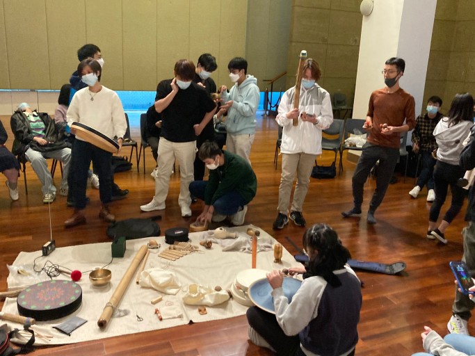 Guest lecture: Unusual Musical Instruments guided tour