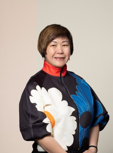 Speaker and Moderator: Prof. Eva MAN